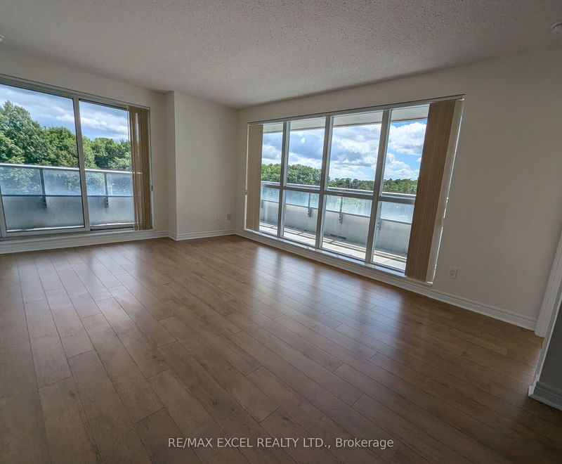 home for lease on #402-50 Town Centre Court