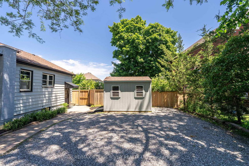 267 Liberty St N, Clarington, L1C 3Y6 | Image 3