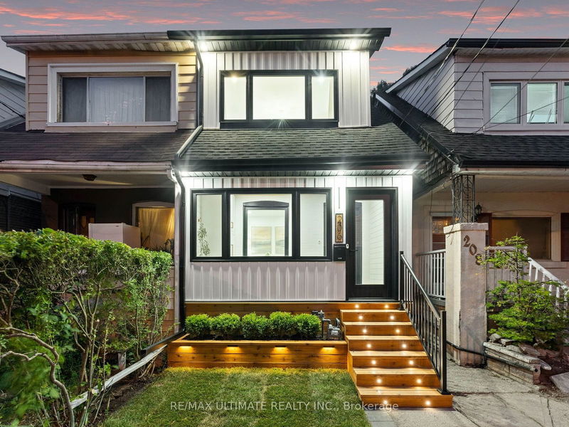 home for sale on 206 Lumsden Avenue