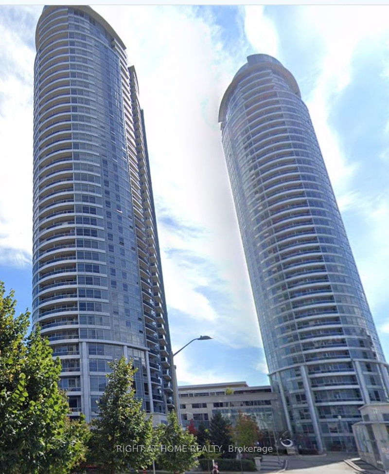 home for lease on 3622-135 Village Green Square
