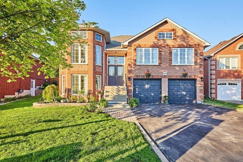 888 Oberland Dr, Oshawa, L1K 2M2 | Image 2