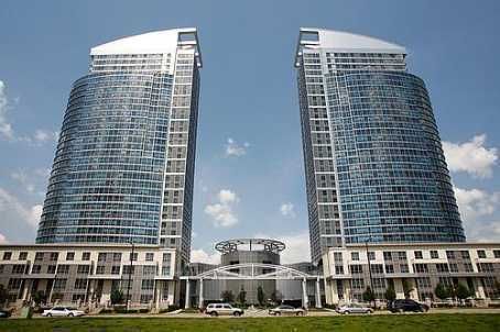 home for lease on 2009-36 Lee Centre Drive