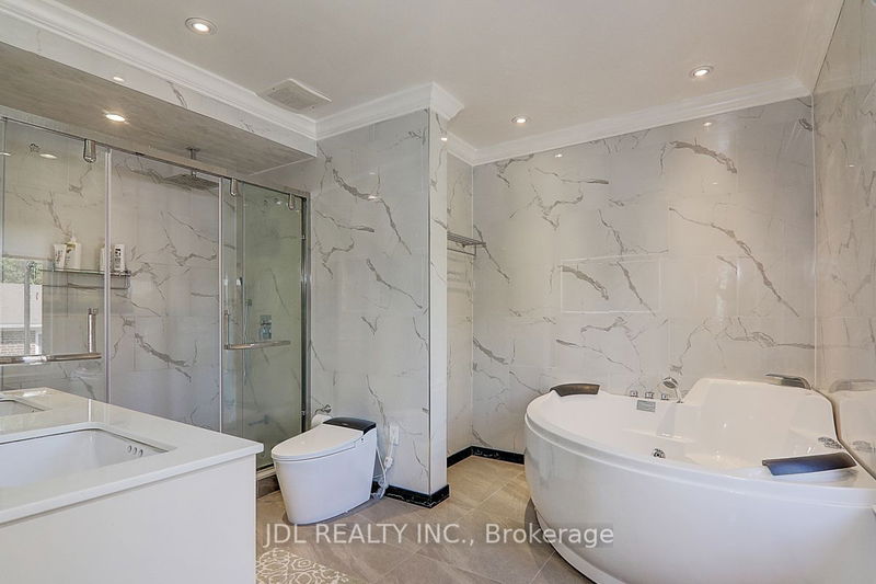 80 Broomfield Dr  Toronto, M1S 2W1 | Image 19