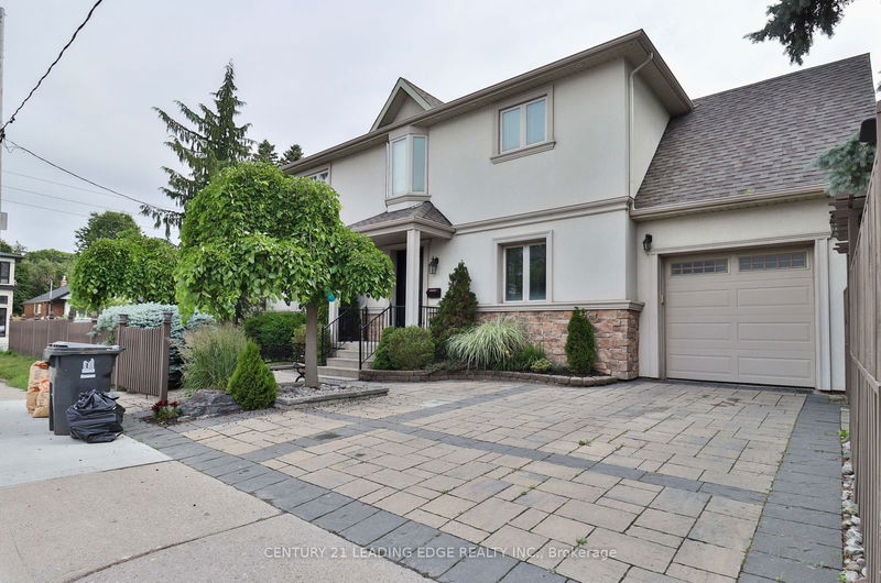 home for lease on Lower-109 Binswood Avenue