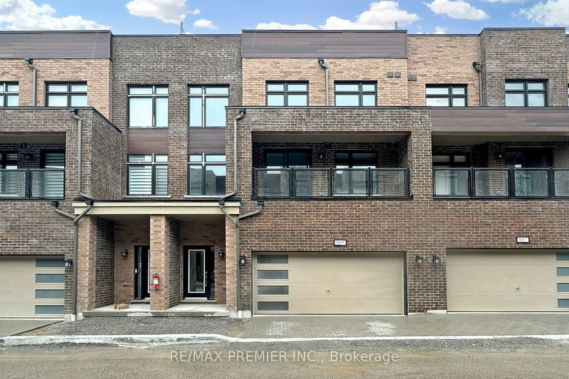 home for lease on 805-1865 Pickering Pkwy