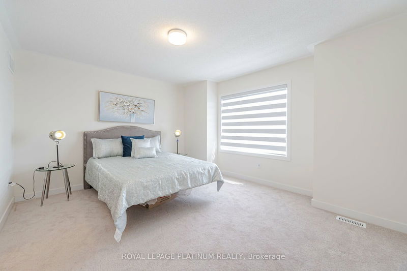 2594 Castlegate crossing   Pickering, L1X 0H9 | Image 25