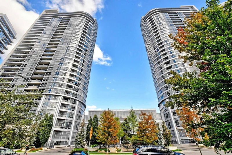 home for lease on 2306-151 Village Green Square