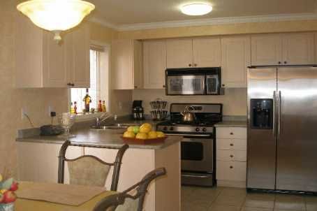 56 Havenlea Rd, Toronto, M5T2Z5 | Image 2