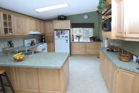 669 Taunton Rd W, Ajax, L1S4S7 | Image 3