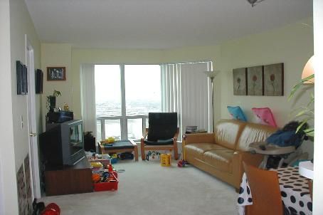 1609 - 11 Lee Centre Dr, Toronto, M1H3J5 | Image 3