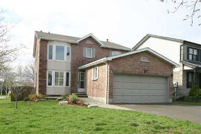 Detached House sold at 21 Upland Drive, Whitby, Ontario, L1N8H9 - Blue Grass Meadows - MLS: E888547