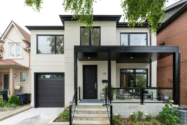 12 Davies Crescent