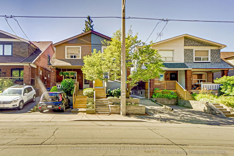 home for sale on 595 Sammon Avenue