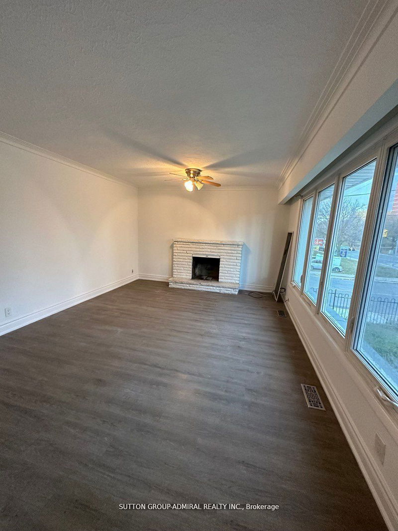 home for lease on Main-240 Markham Road