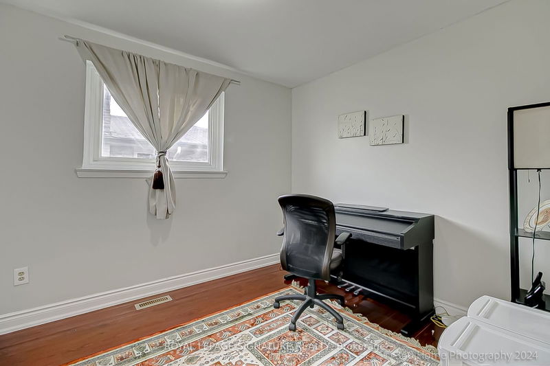 80 Heaslip Terr  Toronto, M1T 1W9 | Image 15