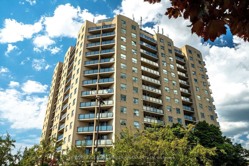 home for lease on 902-2 Westney Road