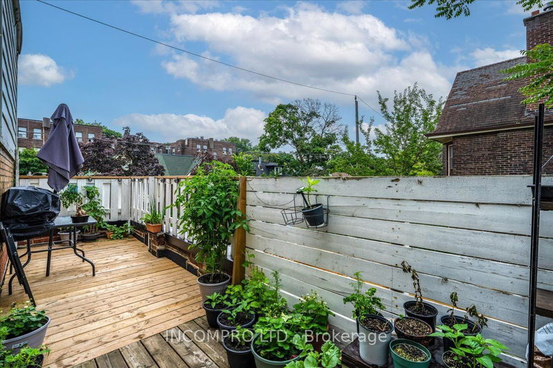 559 Broadview Ave  Toronto, M4K 2N7 | Image 23