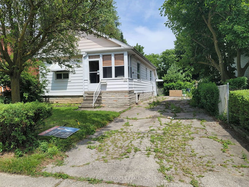 home for sale on 119 Heale Avenue