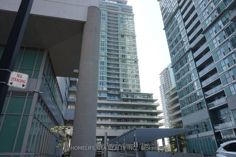 home for lease on 2809-70 Town Centre Court
