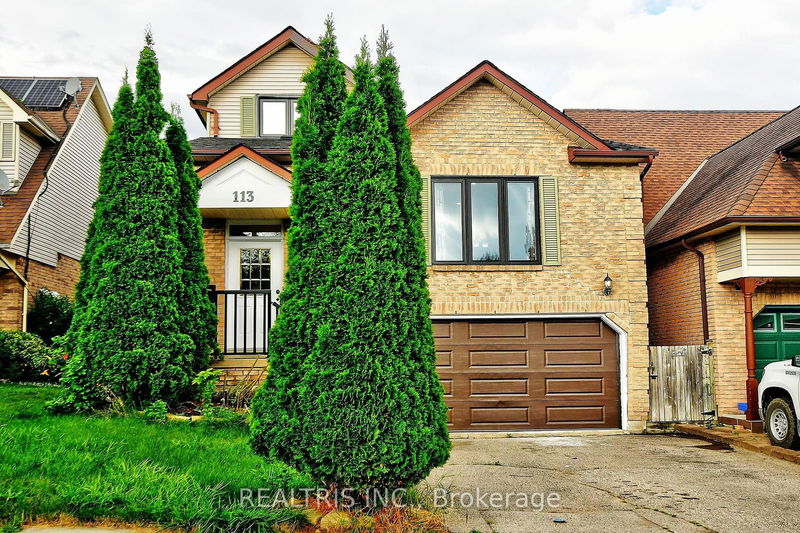 home for sale on 113 Bassett Boulevard