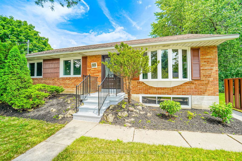 home for lease on Main-43 Christina Crescent