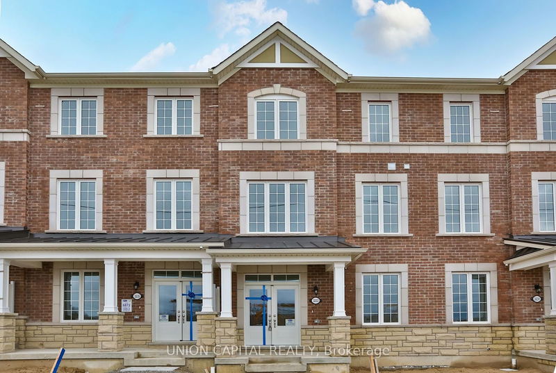 home for lease on 3233 Brigadier Avenue