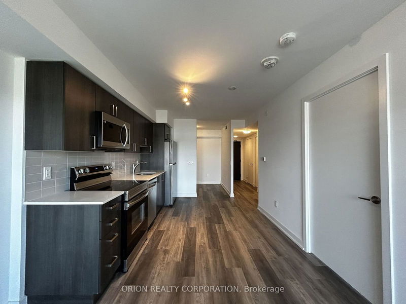 home for lease on 1204-1480 Bayly Street