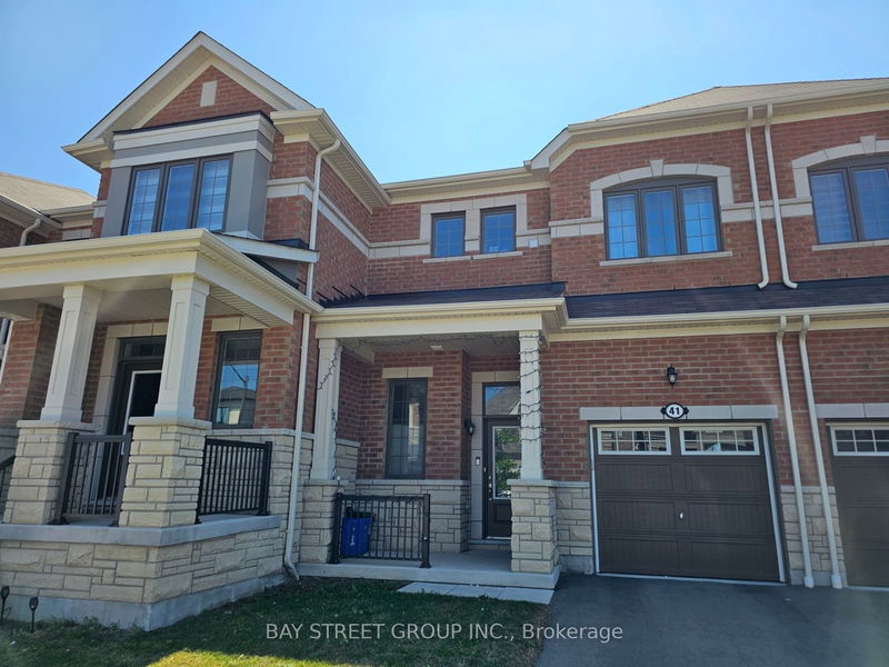 home for lease on 41 Broden Crescent