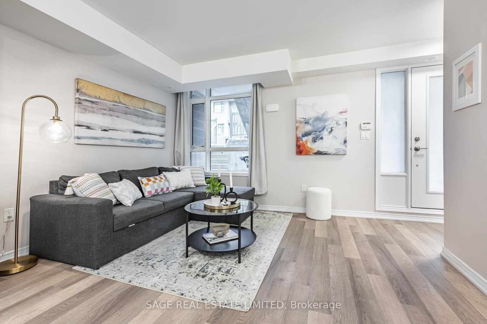 Listing Image 13