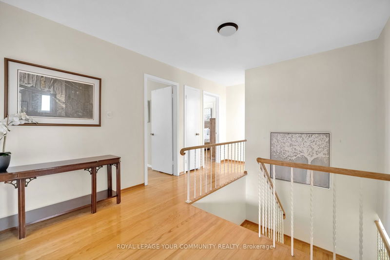 8 Charade Crt  Toronto, M1W 1C8 | Image 20