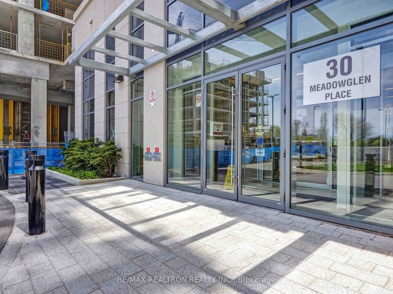 home for lease on 1505-30 Meadowglen Place