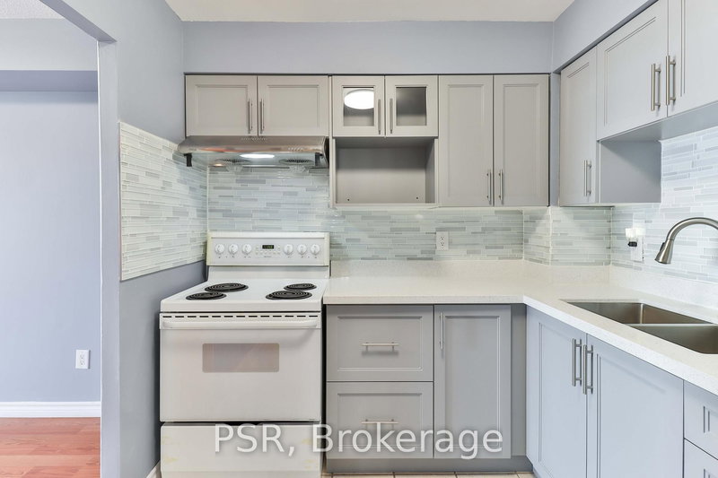 1005 - 15 Sewells Rd, Toronto, M1B 3J7 | Image 2