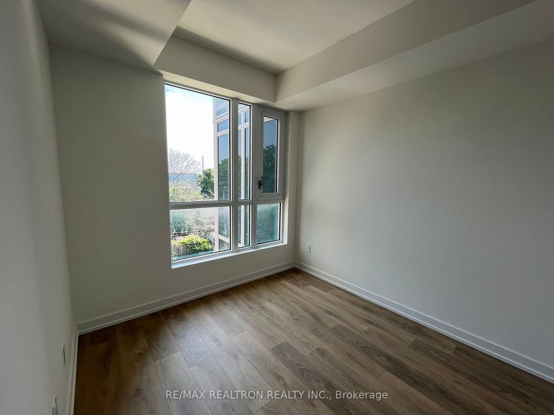  445 - 150 Logan Ave  Toronto, M4M 0E4 | Image 3