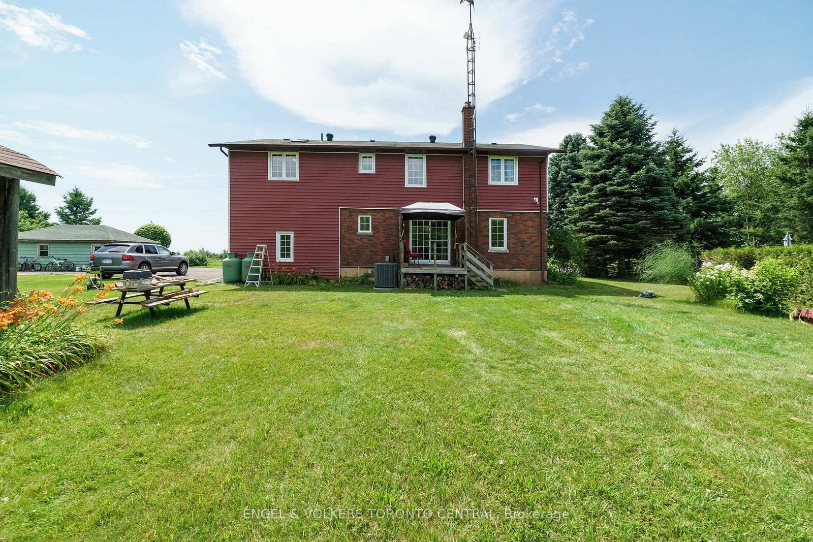 Listing Image 32
