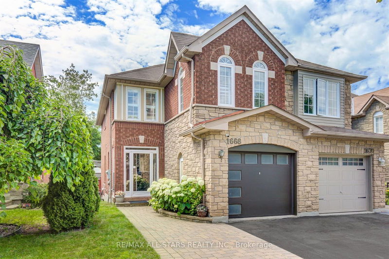 home for sale on 1668 Autumn Crescent