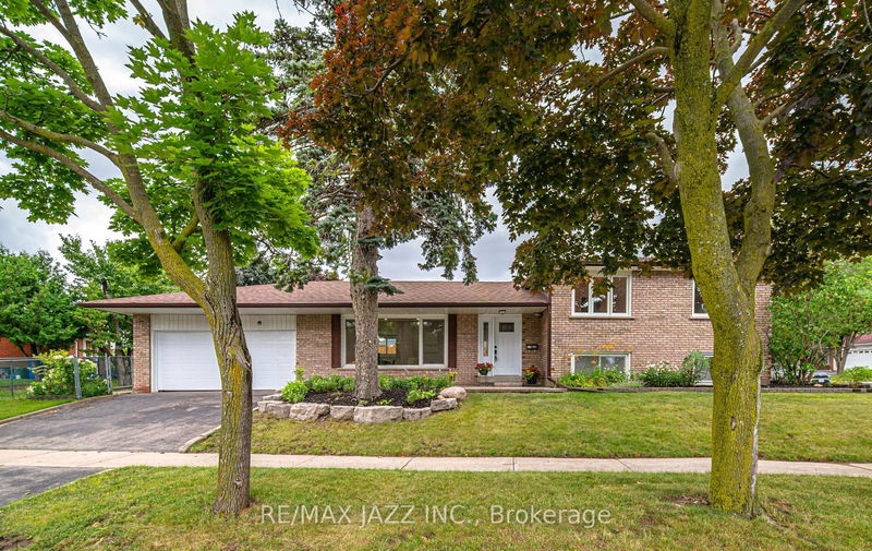 home for sale on 75 Tidworth Square