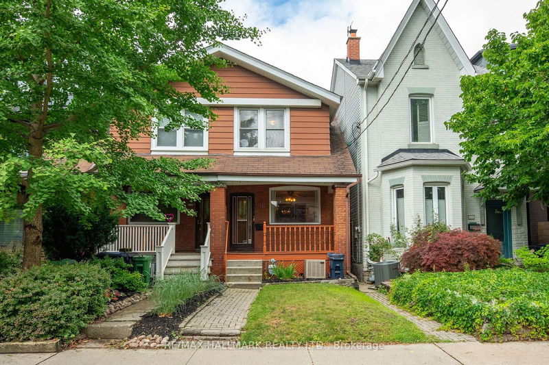 home for sale on 98 Arundel Avenue