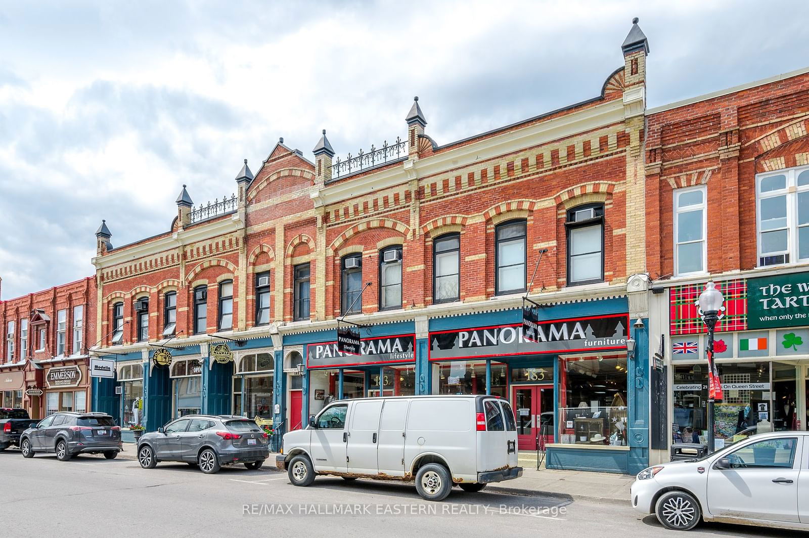 Building in 183 Queen Street