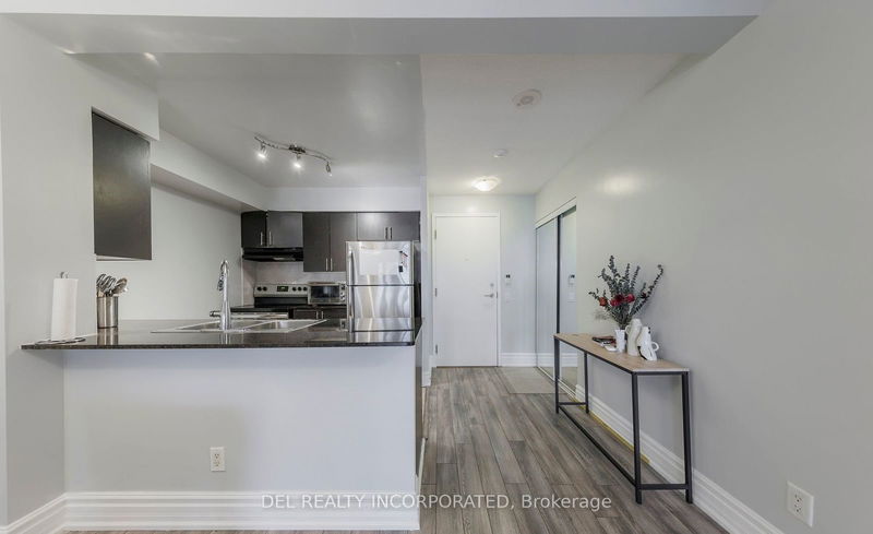 home for lease on 1007-83 Borough Drive