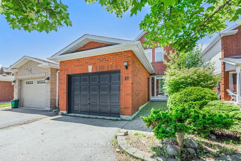 16 Fry Cres, Clarington, L1C 4Y2 | Image 3