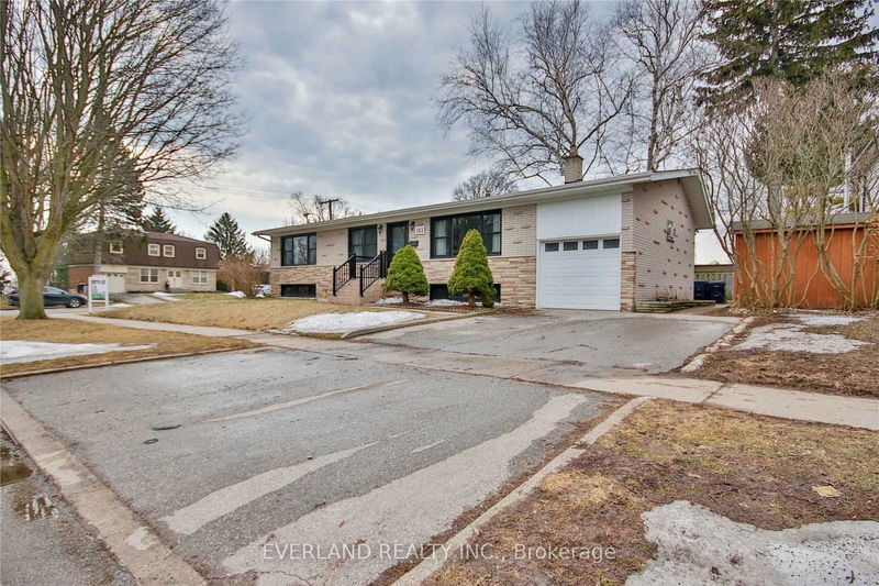home for lease on 143 Greyabbey Trail
