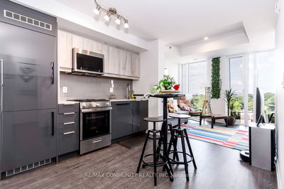 Unit 801 — 90 Glen Everest Rd, Toronto - Birchcliffe-Cliffside image-0-3