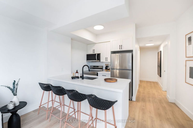  517 - 135 Village Green Sq  Toronto, M1S 0G4 | Image 11