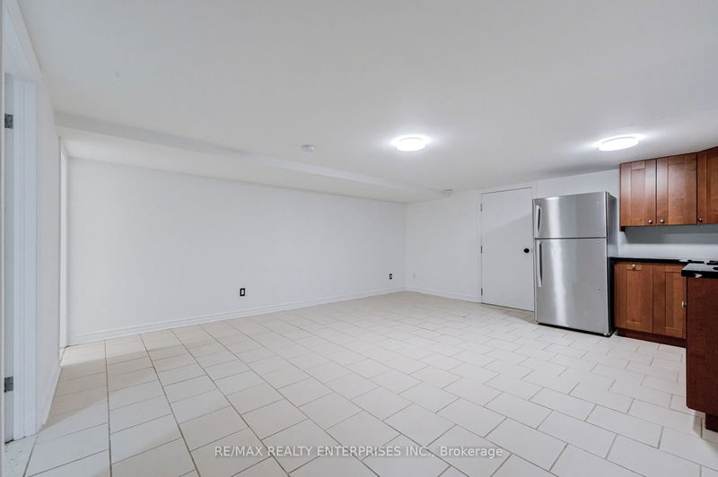 37 Wineva Ave  Toronto, M4E 2T1 | Image 27