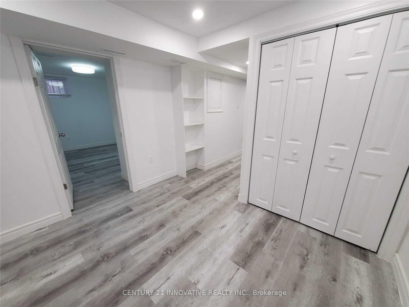 991 Hortop St, Oshawa, L1G 4P4 | Image 2