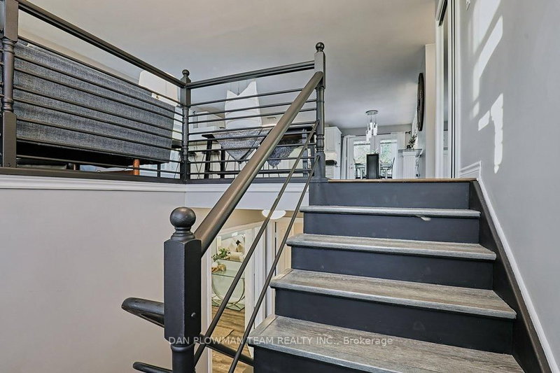 888 Oberland Dr, Oshawa, L1K 2M2 | Image 3