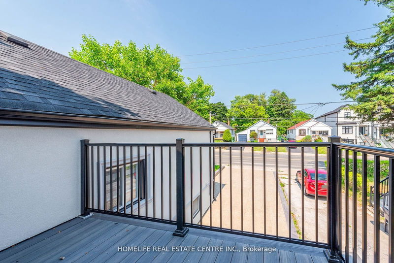 310 Pharmacy Ave  Toronto, M1L 3G3 | Image 19