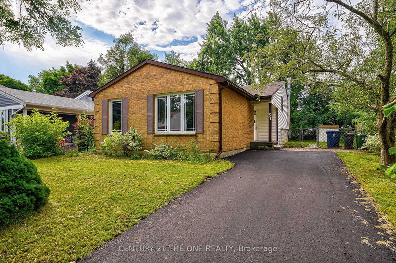 home for sale on 31 Coltman Crescent