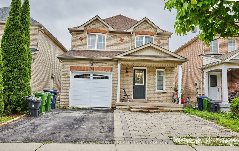 home for lease on 27 Grosbeak Crescent