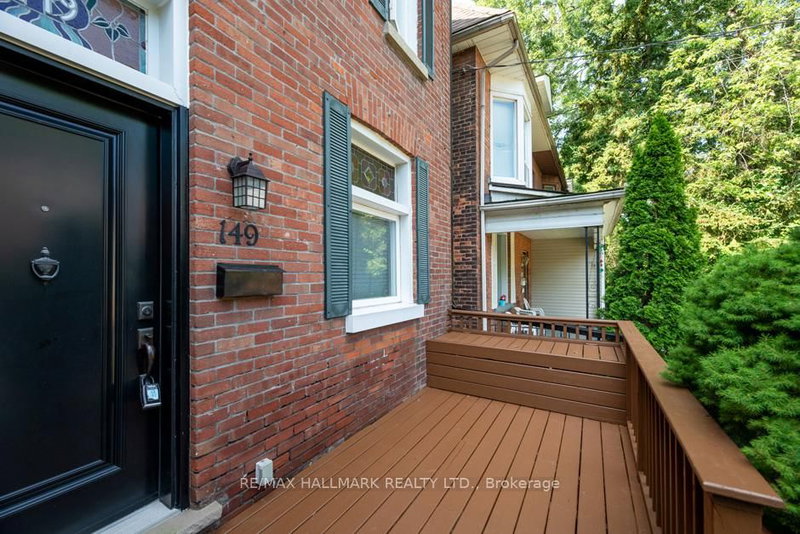 149 Victor Ave, Toronto, M4K 1A9 | Image 3